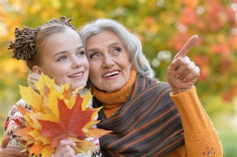 foto nonna|immagini nonni anziani.